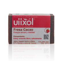 Cargar imagen en el visor de la galería, Jabón de Fresa Cacao 100g - Uiixol Productos con Conciencia